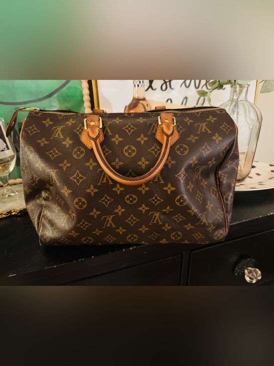 Louis Vuitton Handbags - Vintage Louis Vuitton Speedy 35 mono, original owner, GUC